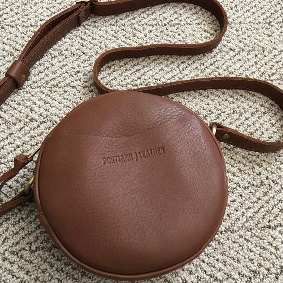 portland leather goods Handbags - Portland Leather Circle Crossbody